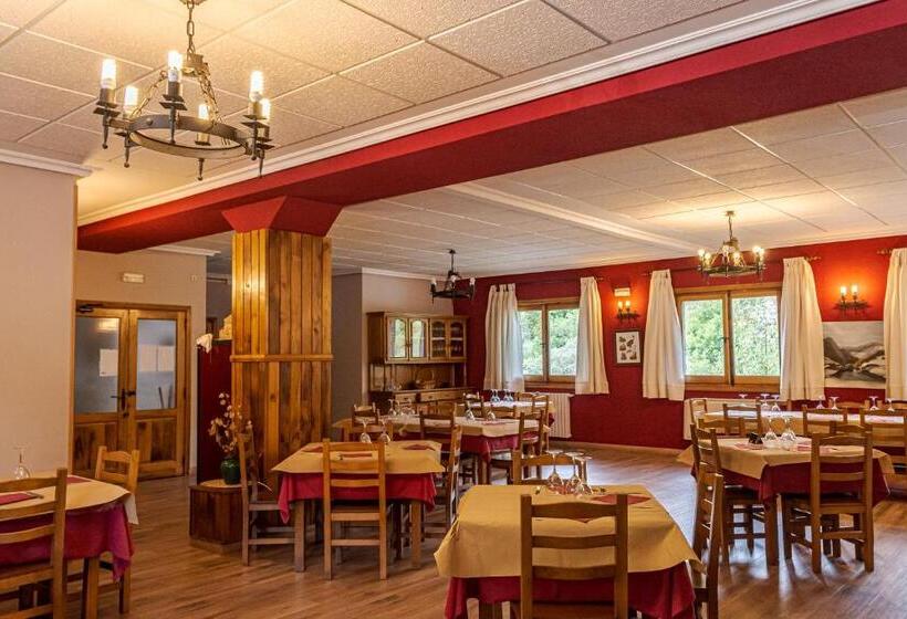 פנסיון Hostal Restaurante Ventasierra