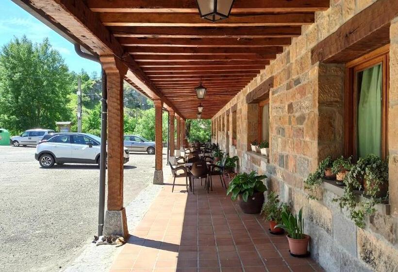 פנסיון Hostal Restaurante Ventasierra