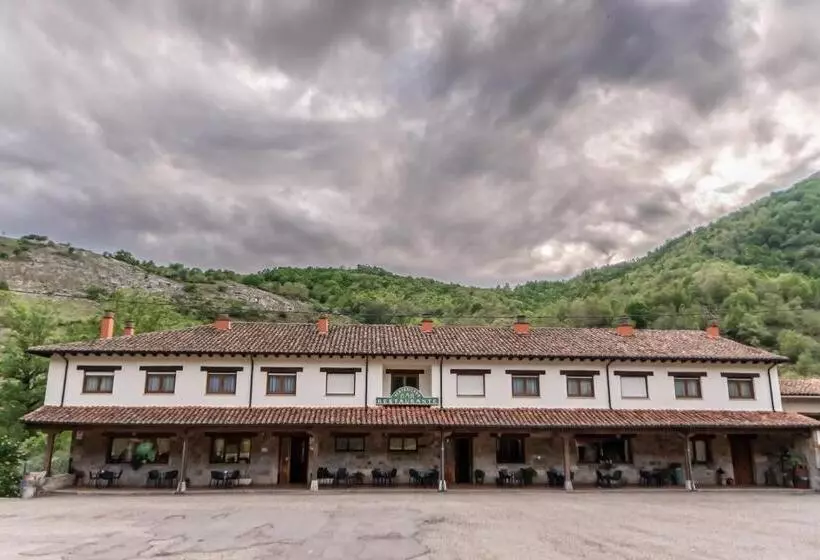 پانسیون Hostal Restaurante Ventasierra