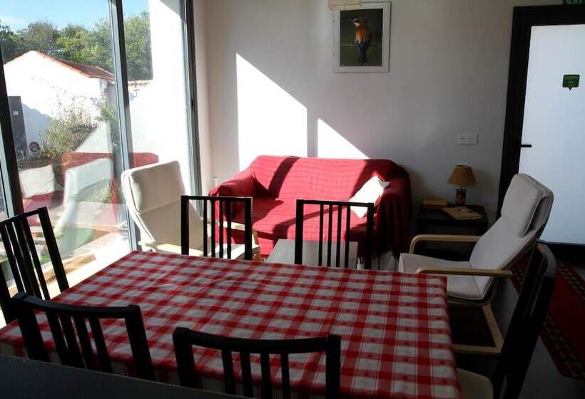 بنسيون Casa Oretani