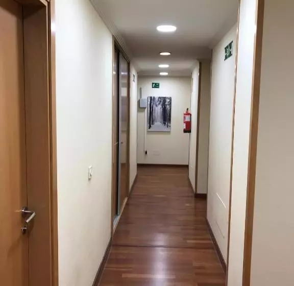 پانسیون Hostal El Poligono