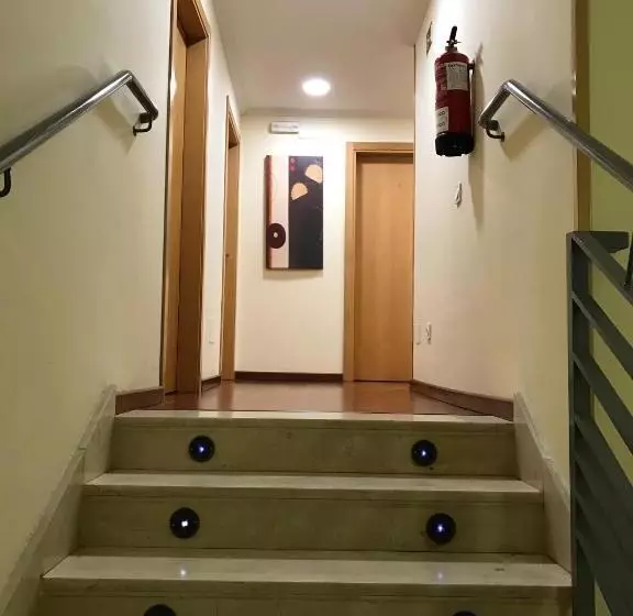 پانسیون Hostal El Poligono