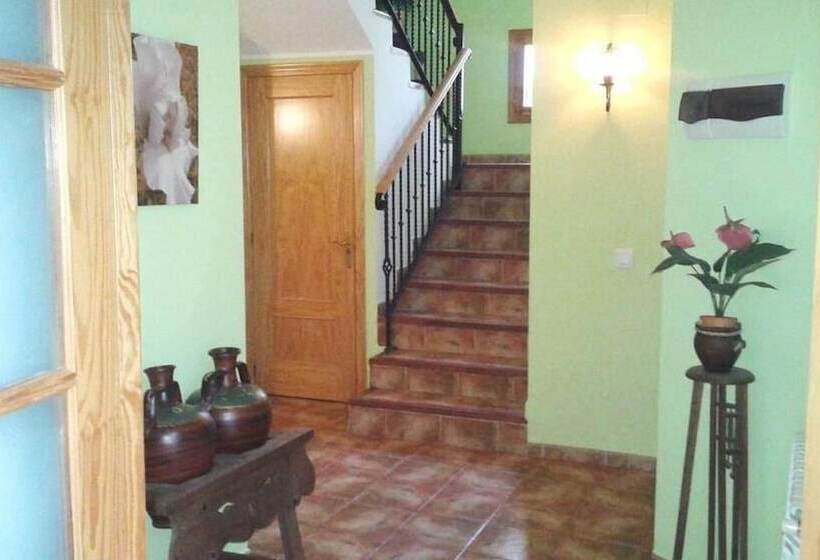 بنسيون Posada Maruja