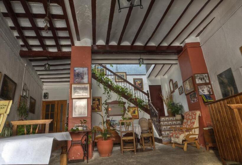 بنسيون Posada Maruja