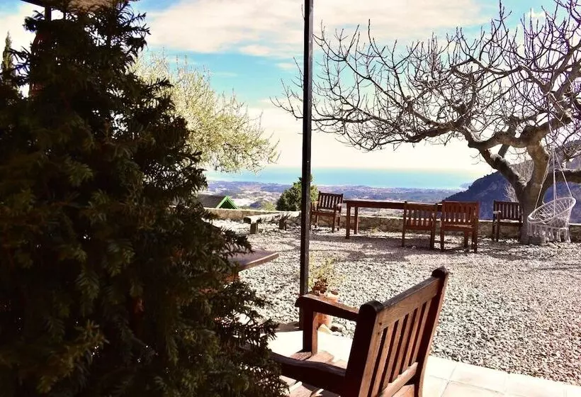 ペンション Torre De Arriba Casa Rural