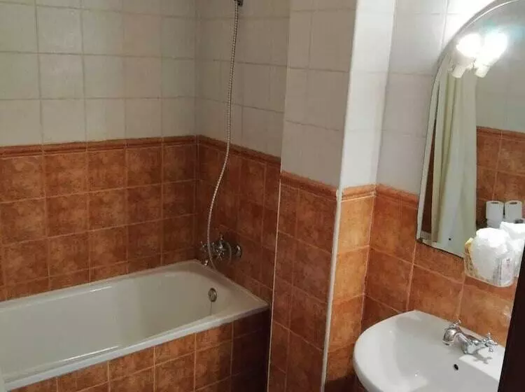 ユースホステル Hostal Restaurante El Parador