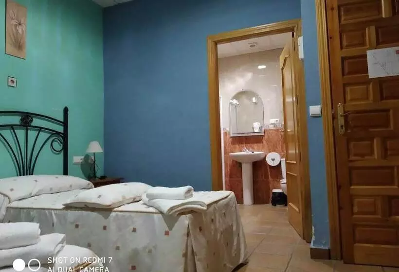 ユースホステル Hostal Restaurante El Parador