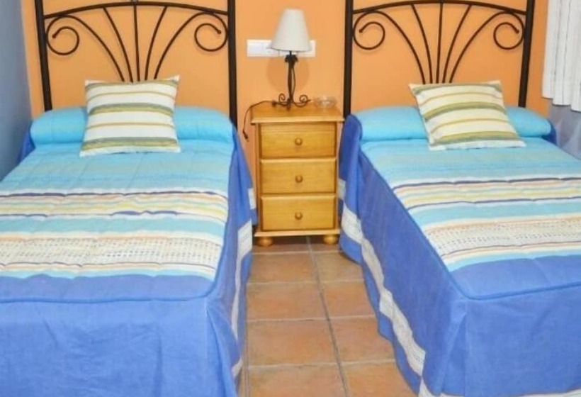 Общежитие Hostal Restaurante El Parador