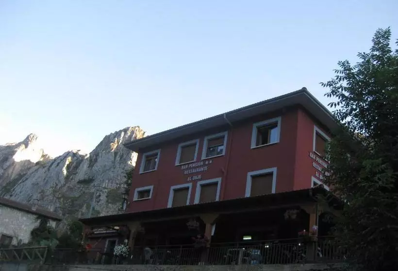 پانسیون Hostal El Duje