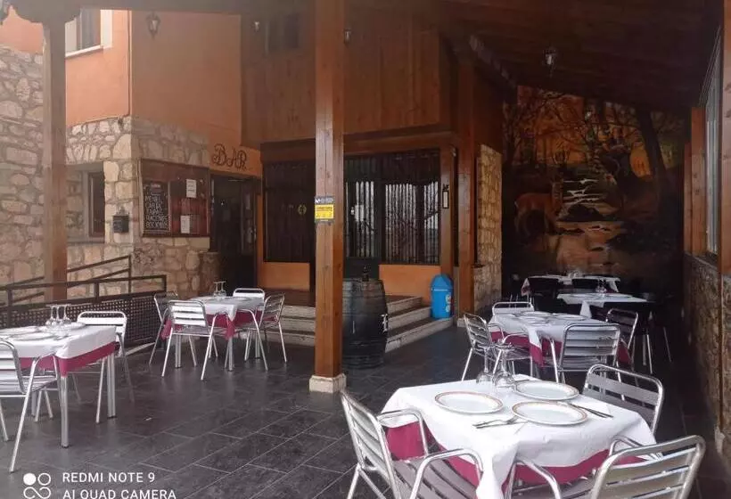 ペンション Hostal El Hayedo