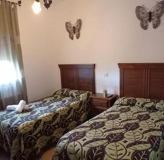 ペンション Hostal El Hayedo