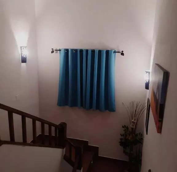 ペンション Hostal El Hayedo