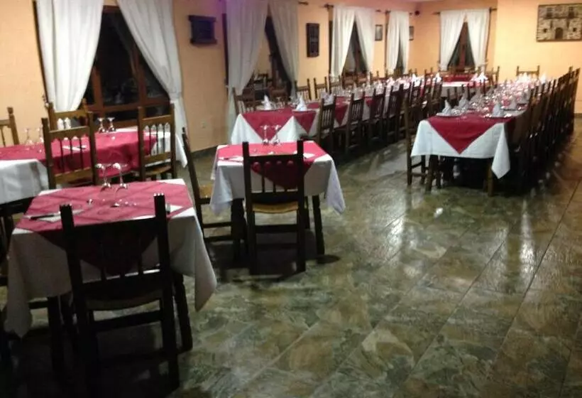 ペンション Hostal El Hayedo