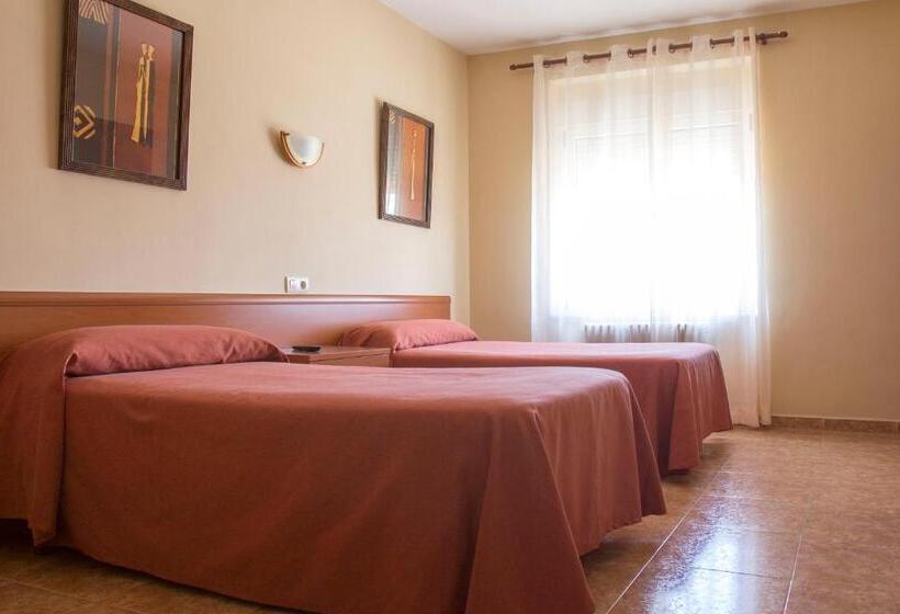 펜션 Hostal Restaurante María Victoria