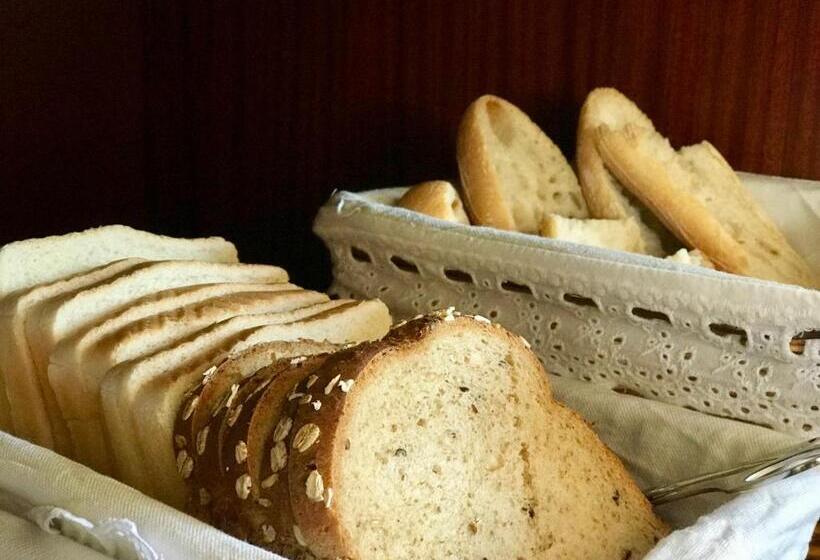 Pensión Residencia A Cruzán