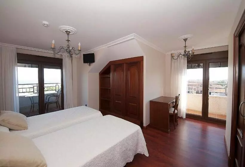 Pensión Residencia A Cruzán