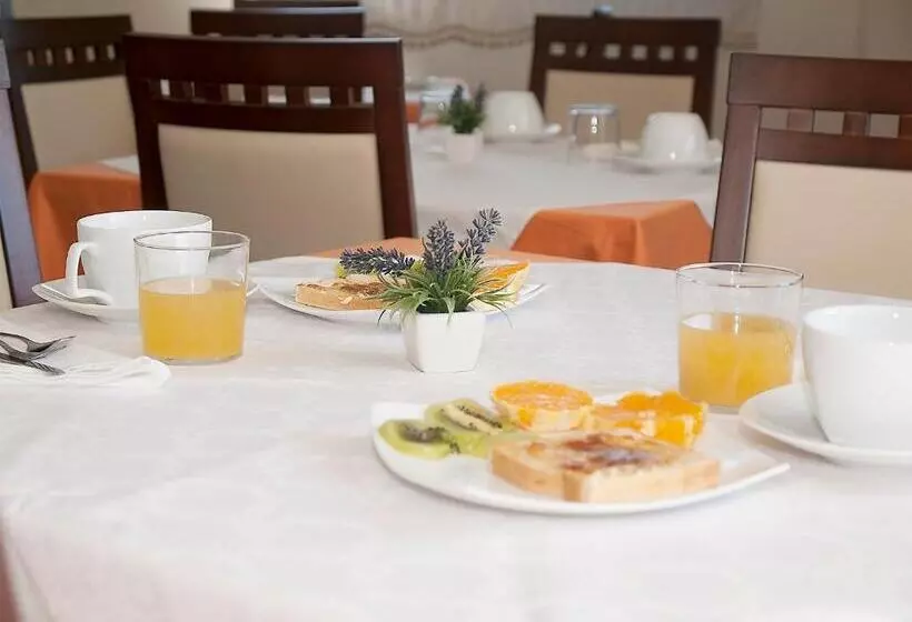 Pensión Residencia A Cruzán