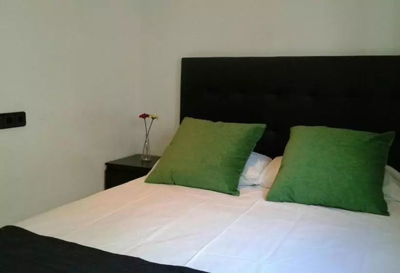 پانسیون Residencia Mayol - Adults Only