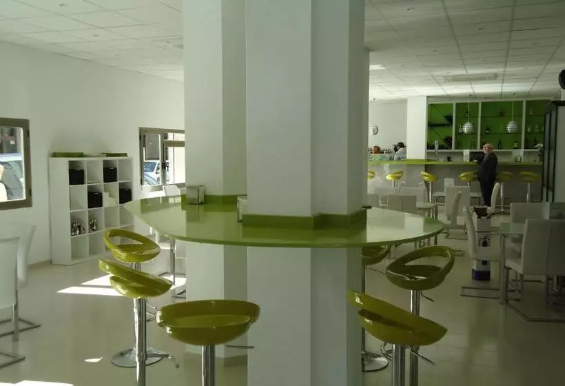 پانسیون Residencia Mayol - Adults Only