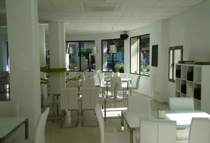 پانسیون Residencia Mayol - Adults Only