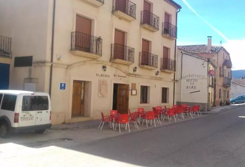 پانسیون La Mesta