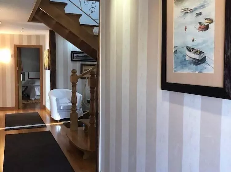 Retkeilymaja A Esmorgaposada Del Mar