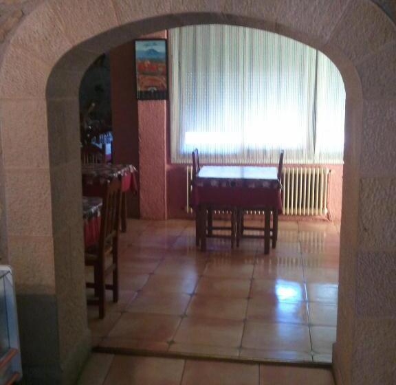 بنسيون Hostal Can Barrina