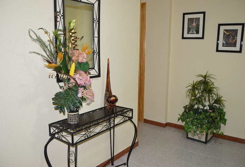 Пансион Hostal Carrizo