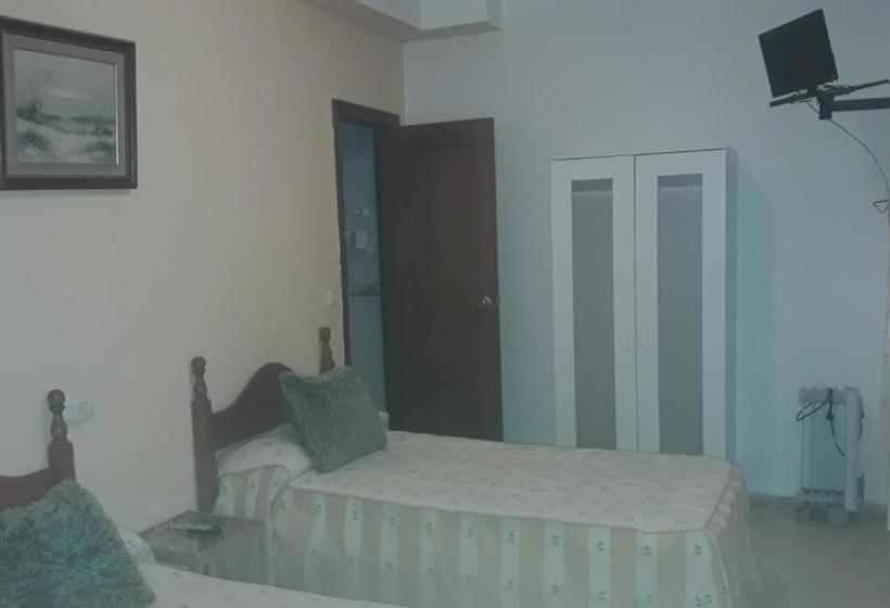 پانسیون Hostal Lepanto