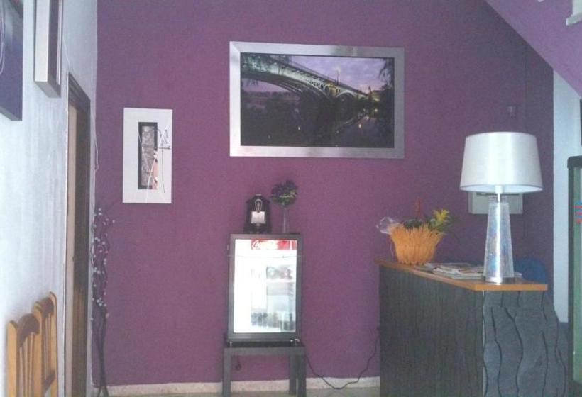 پانسیون Hostal Lepanto