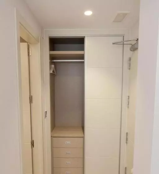 Majatalo Hostal Loimar