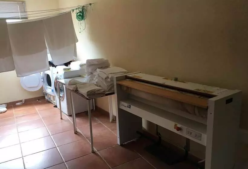 ペンション Hostal Mesón Arboleas