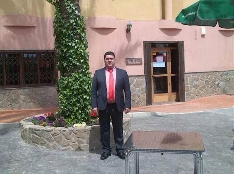 펜션 Hostal Mesón Arboleas