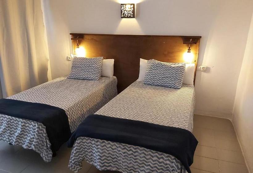 פנסיון L Hostalet De Canet