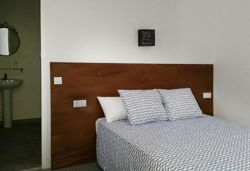 פנסיון L Hostalet De Canet