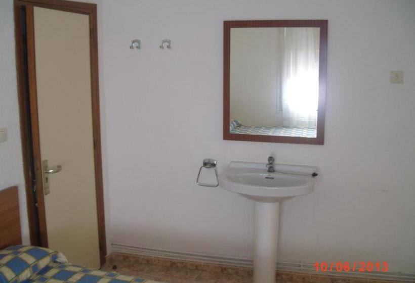 Pensión Santa Marta