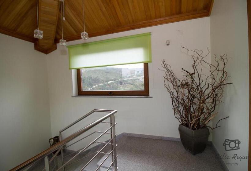 پانسیون Casa Da Ribeirinha