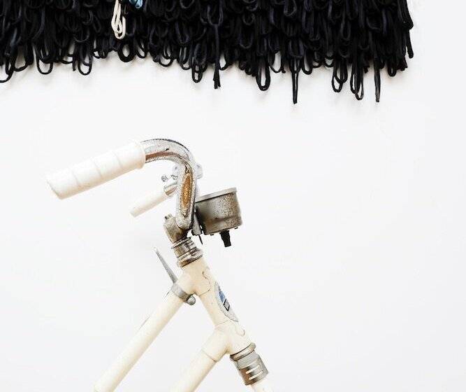 پانسیون Dona Emília Guest House & Studio Apartment Building