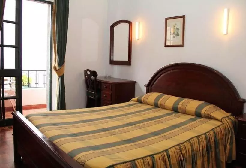 Majatalo Residencial Santo António