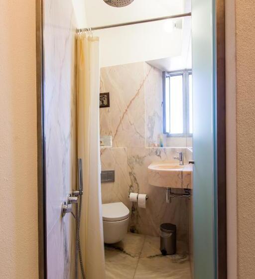 ペンション Torre De Maneys