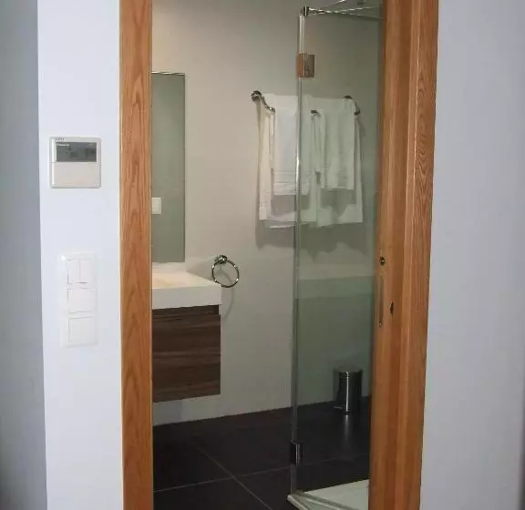 پانسیون Alojamento Do Zezere