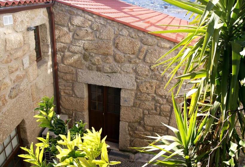 بنسيون Cantinho Santiago