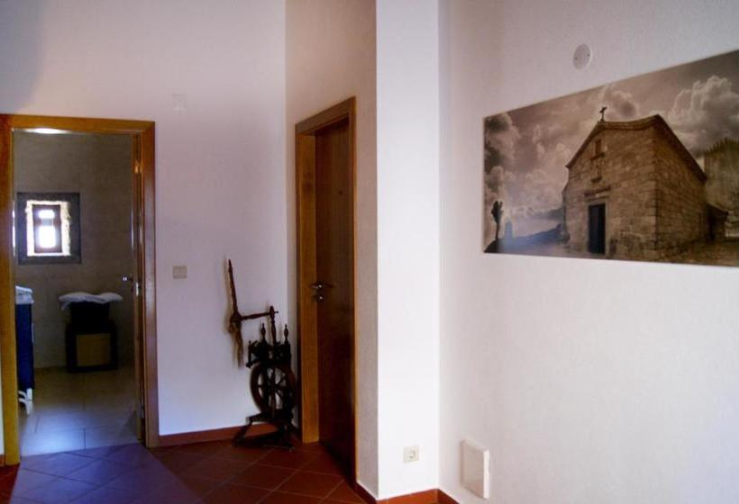 بنسيون Cantinho Santiago