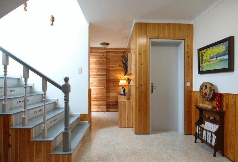 פנסיון Casa Da Flor