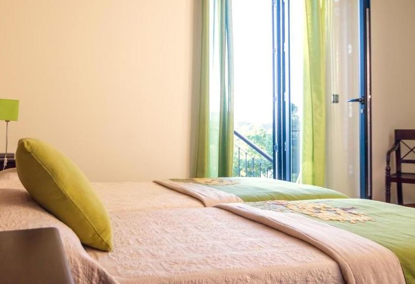 Пансион Casa Libélula Serra Da Estrela