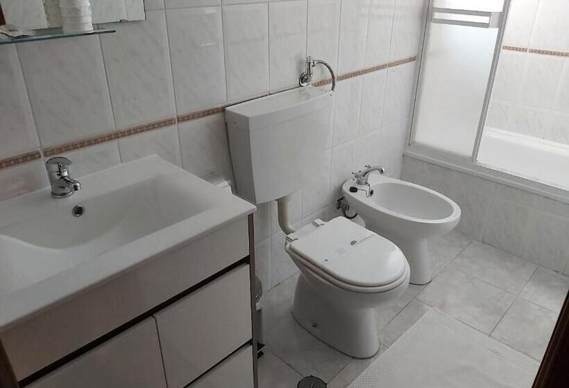 پانسیون Encosta Da Serra