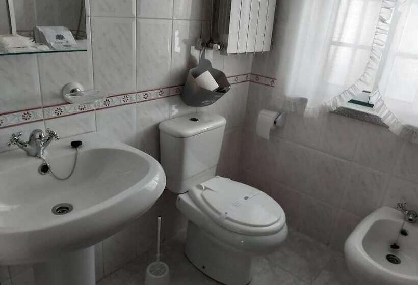 پانسیون Encosta Da Serra