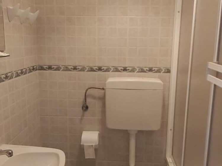 پانسیون Encosta Da Serra