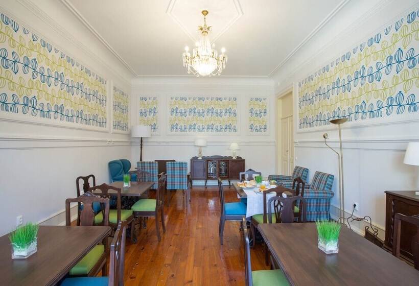 Пансион Typical Lisbon Guest House