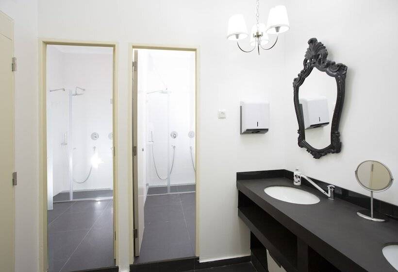 Пансион Typical Lisbon Guest House